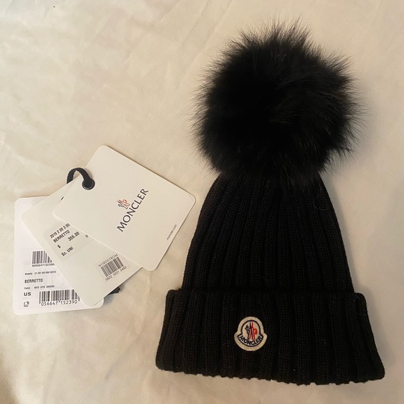 moncler berretto hat